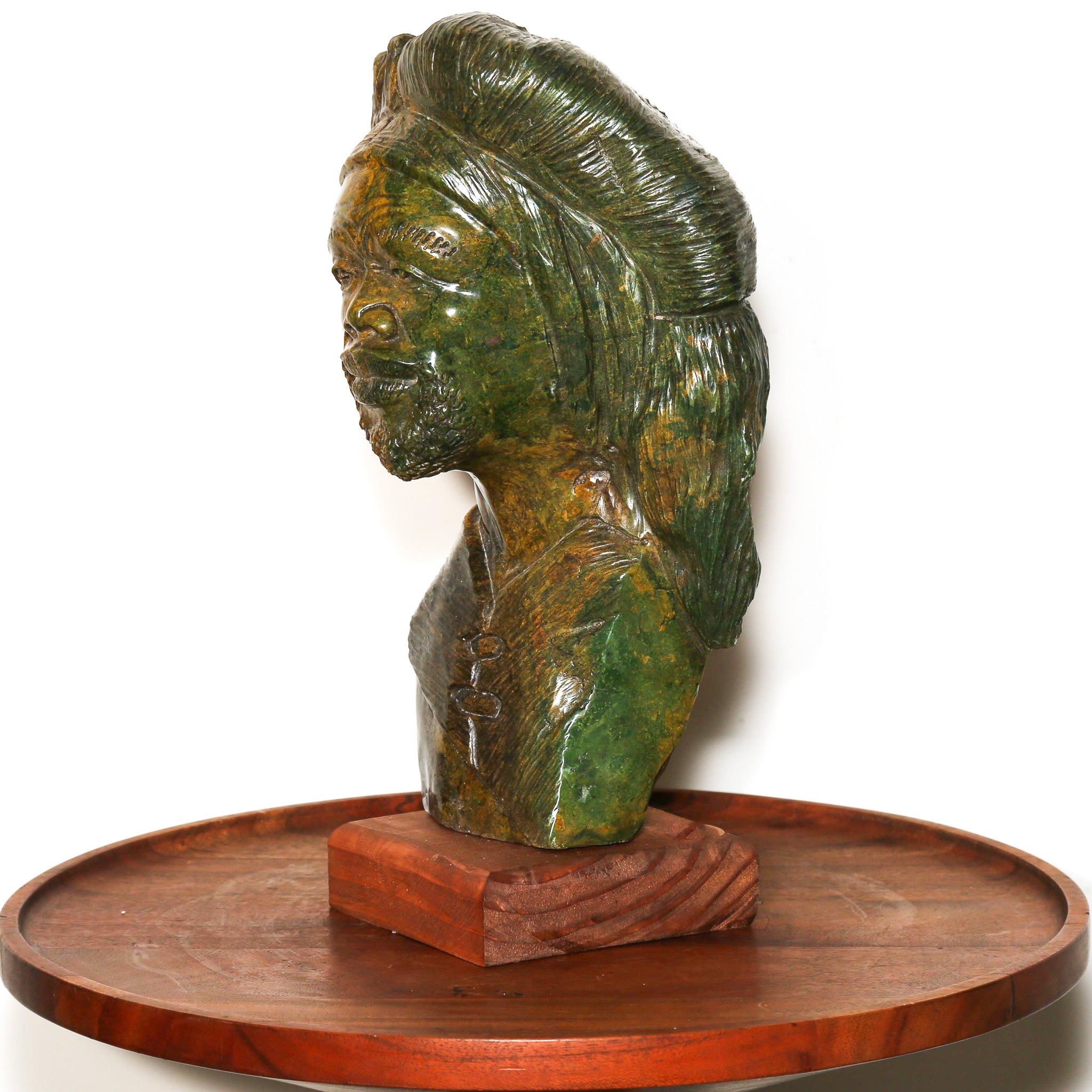head of a man from Africa statue
