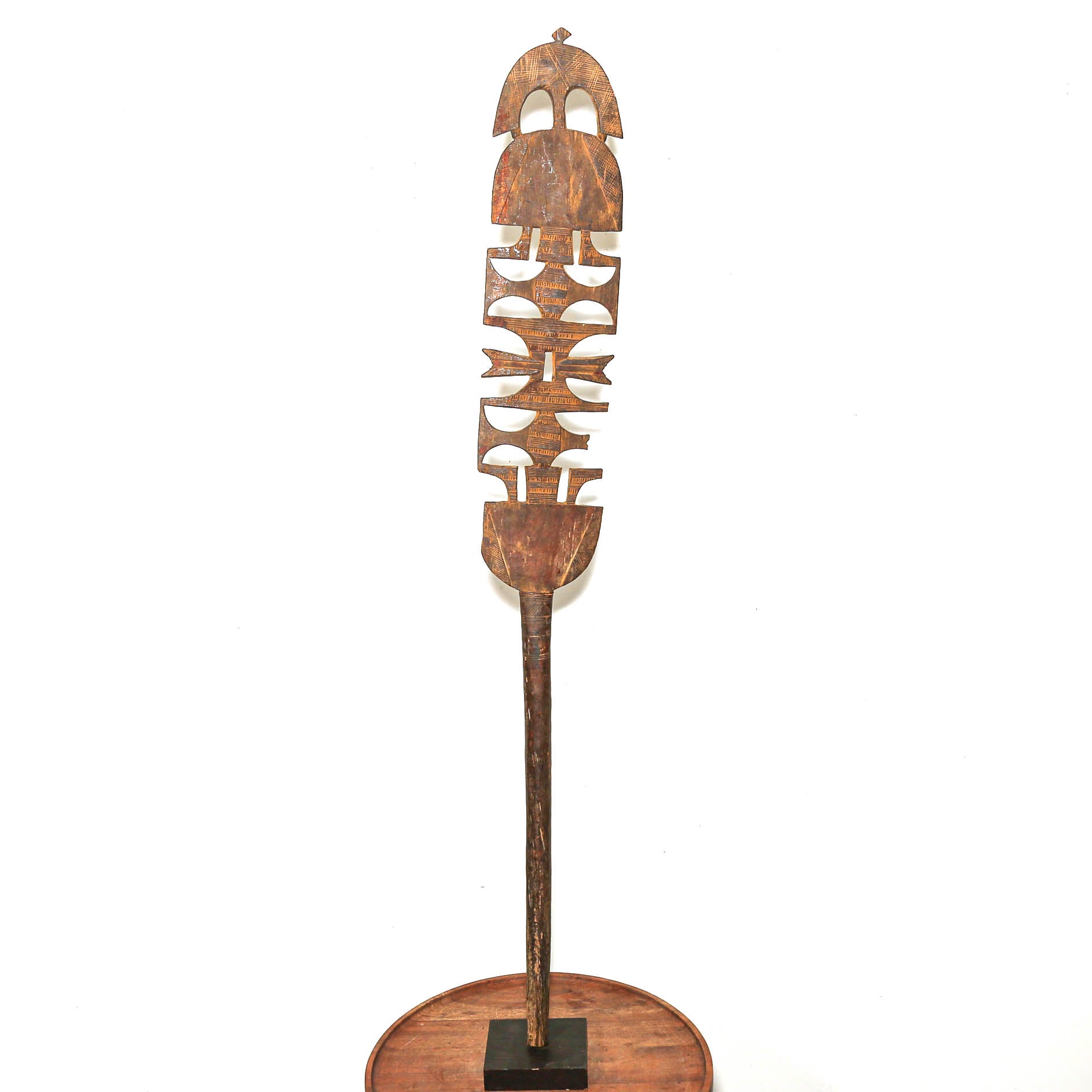 Antique Tuareg ehel tent post from Mali with hand-carved geometric designs