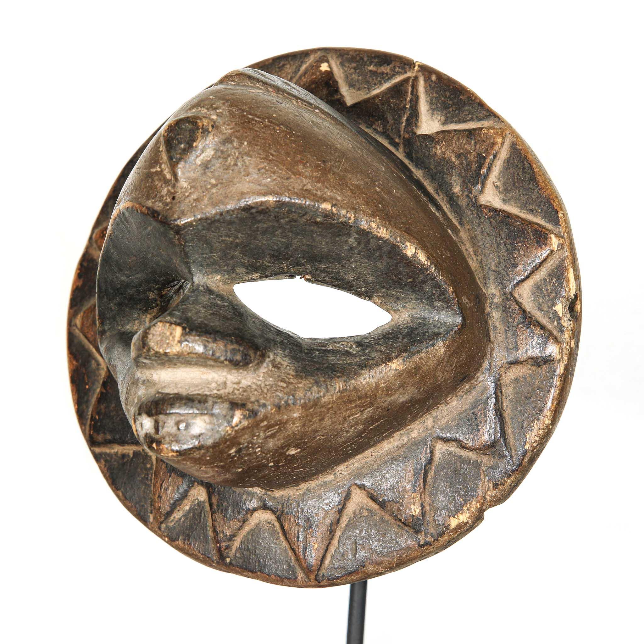 Eket Mask from Cameroon small authentic African mask skewed to the right