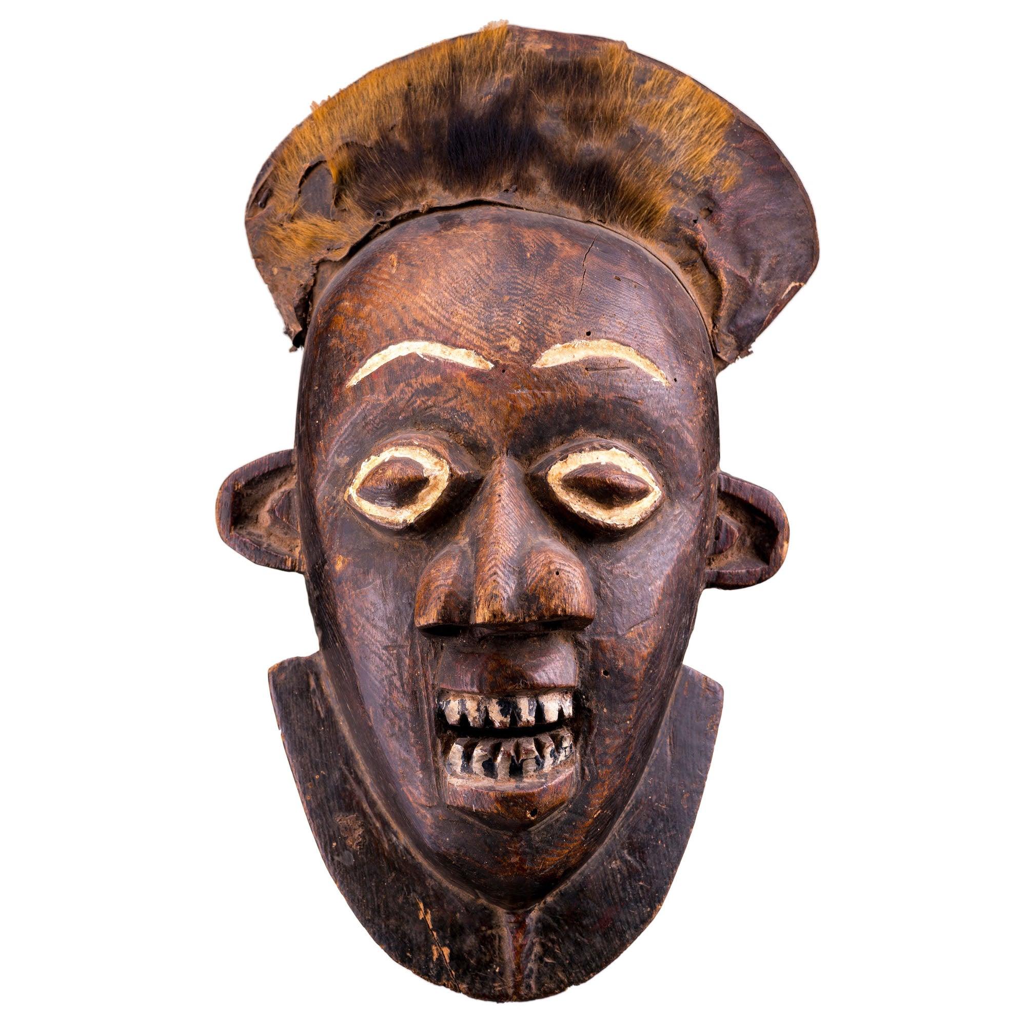 Bamum Mask in front
