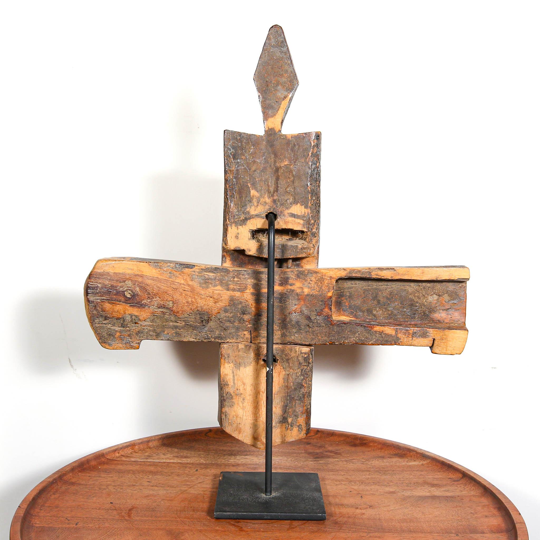 Old used Dogon sculpture