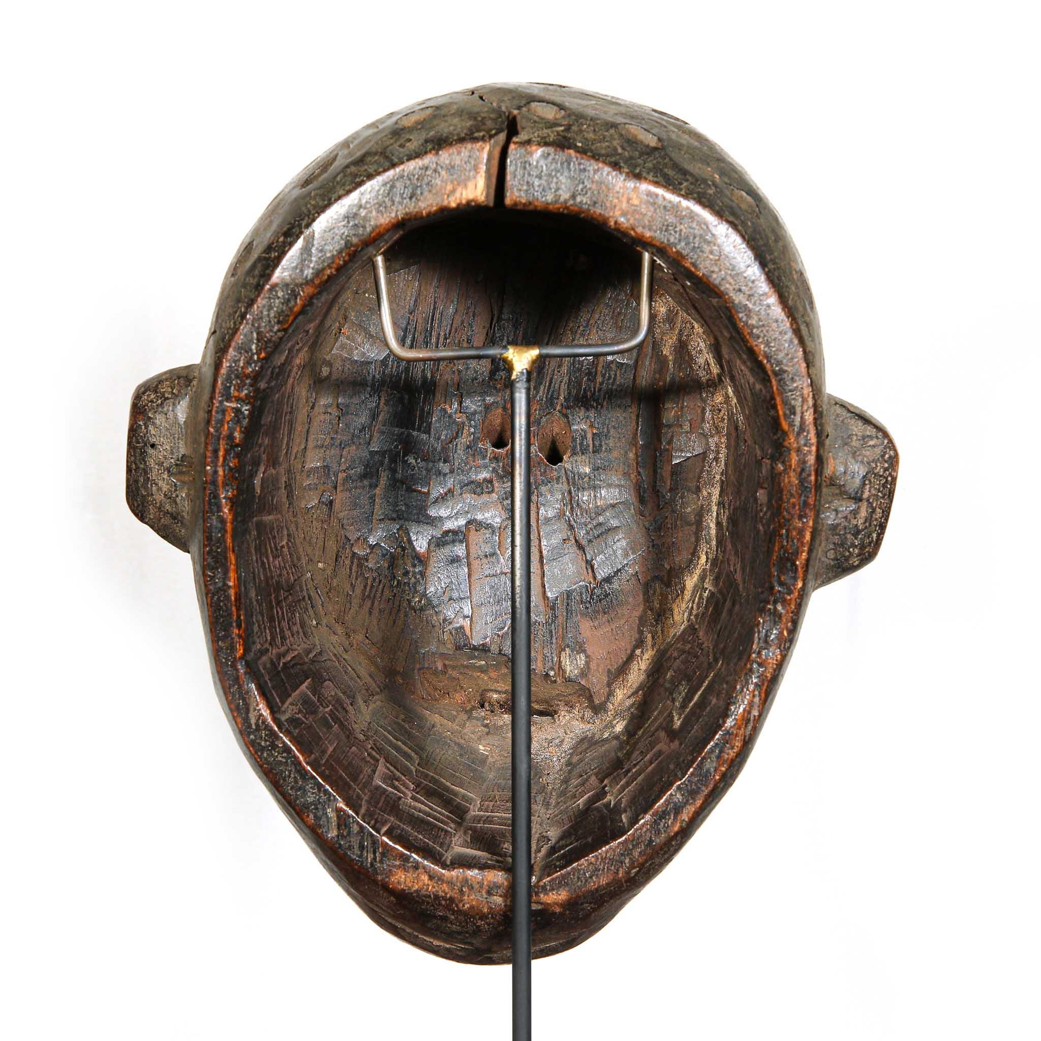 Night Society Bamaleki Mask, Cameroon back