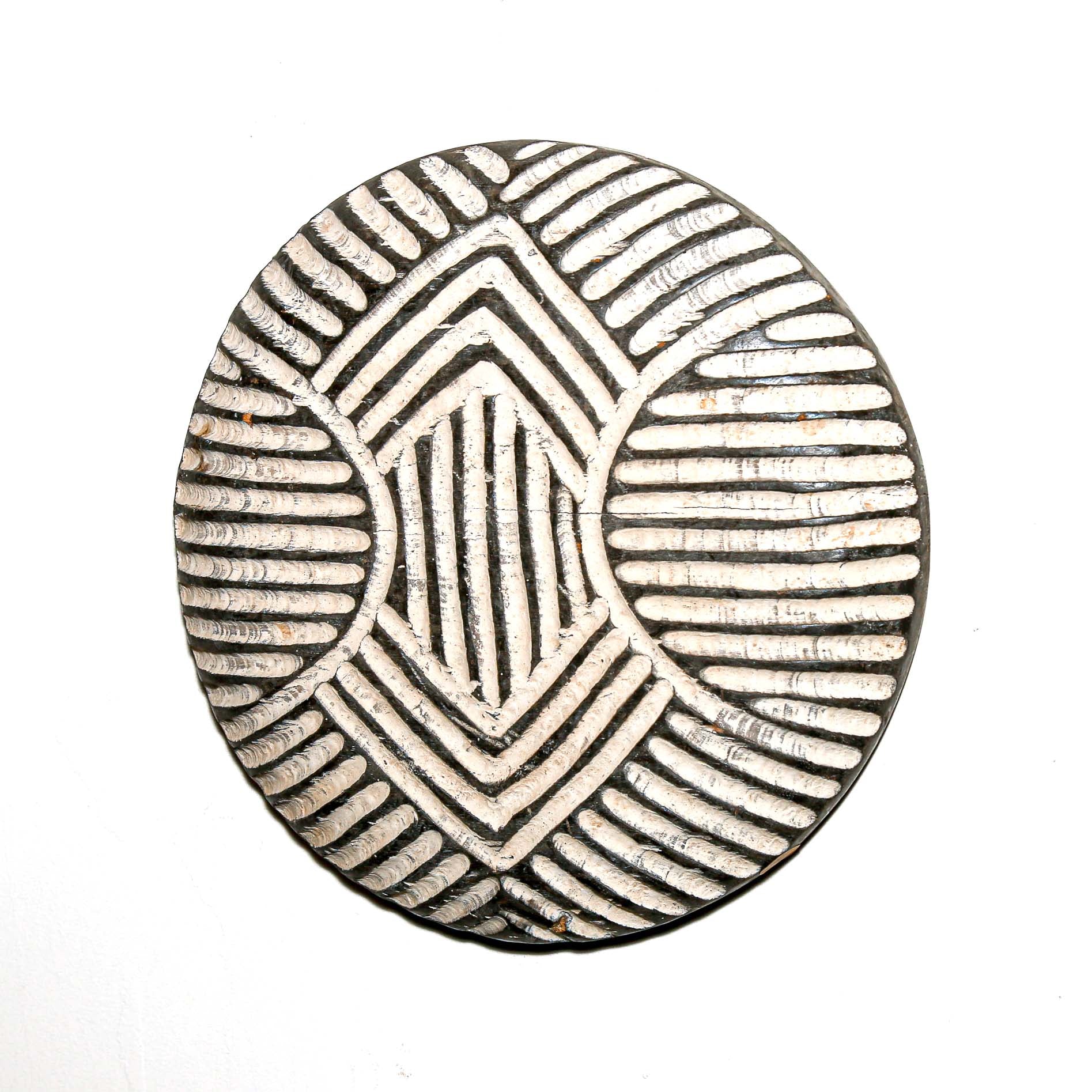 Black and white traditional wall art shield