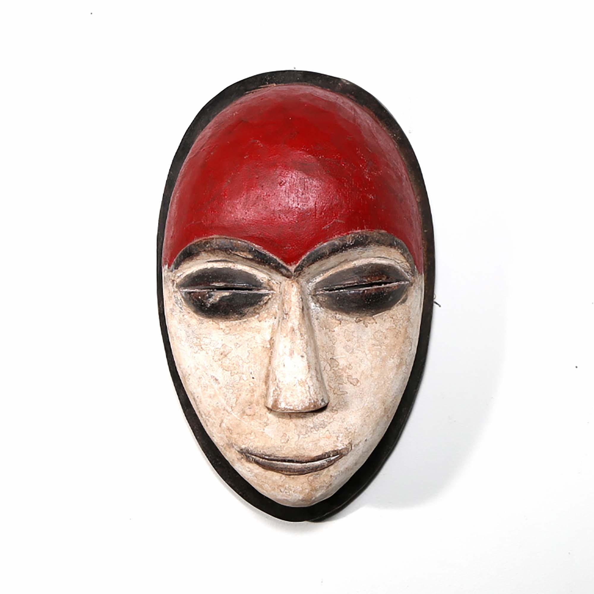 Galoa African Mask from Gabon as a wall decor idea in front