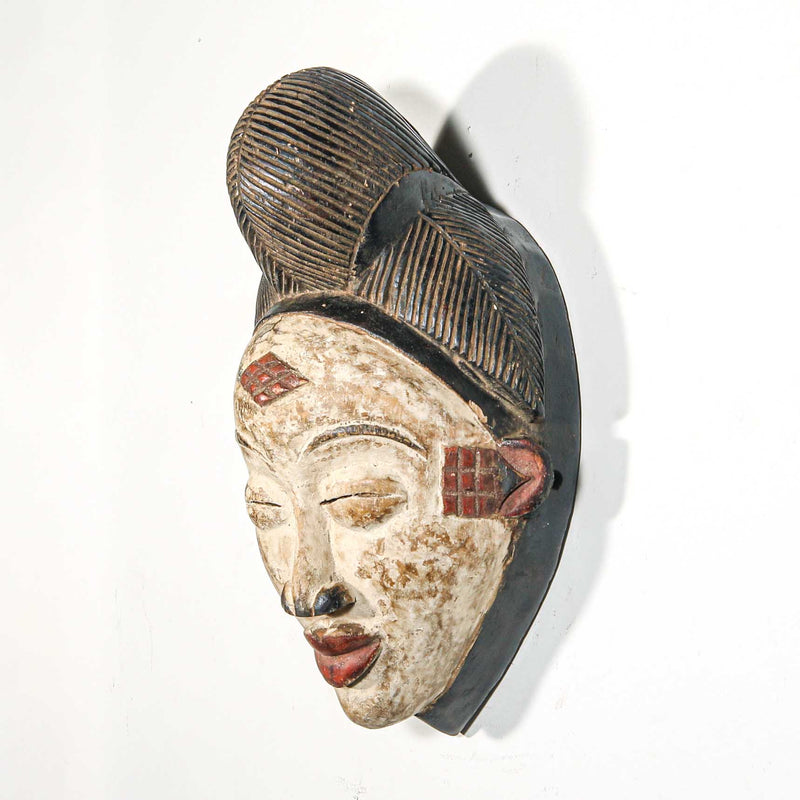 Antique African art, African home decor, African design pieces, African art for sale, Traditional African art, African-inspired home decor, Tribal art for sale, Vintage African art, African art and craft, Handmade African decor, African textiles, African furniture, African pottery, African masks, African sculptures