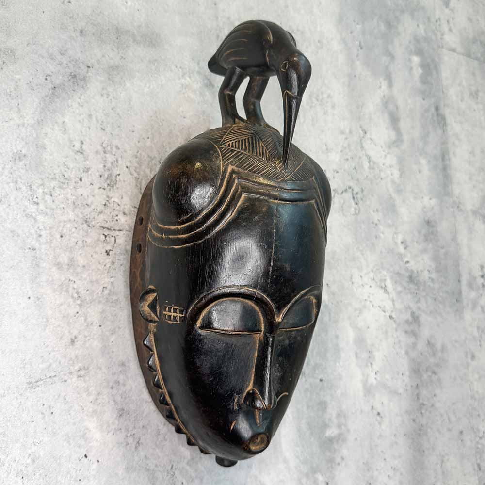 Antique African art, African home decor, African design pieces, African art for sale, Traditional African art, African-inspired home decor, Tribal art for sale, Vintage African art, African art and craft, Handmade African decor, African textiles, African furniture, African pottery, African masks, African sculptures, bedroom design, living room design, office design, inspiration. 