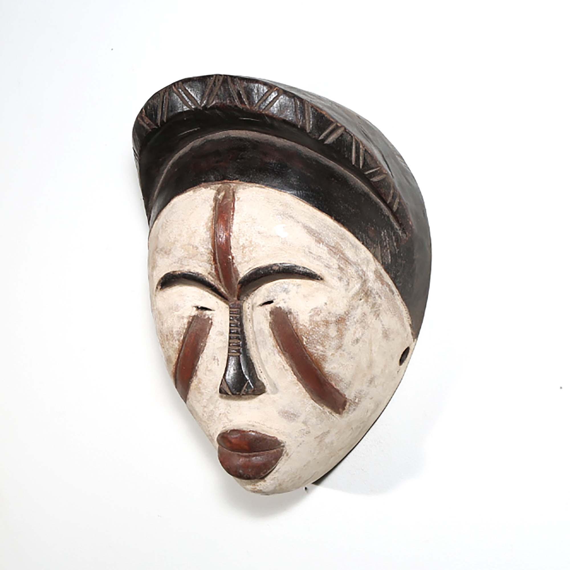 Antique African art, African home decor, African design pieces, African art for sale, Traditional African art, African-inspired home decor, Tribal art for sale, Vintage African art, African art and craft, Handmade African decor, African textiles, African furniture, African pottery, African masks, African sculptures, bedroom design, living room design, office design, African chairs for sale, african stools, african chairs for sale, african art for sale