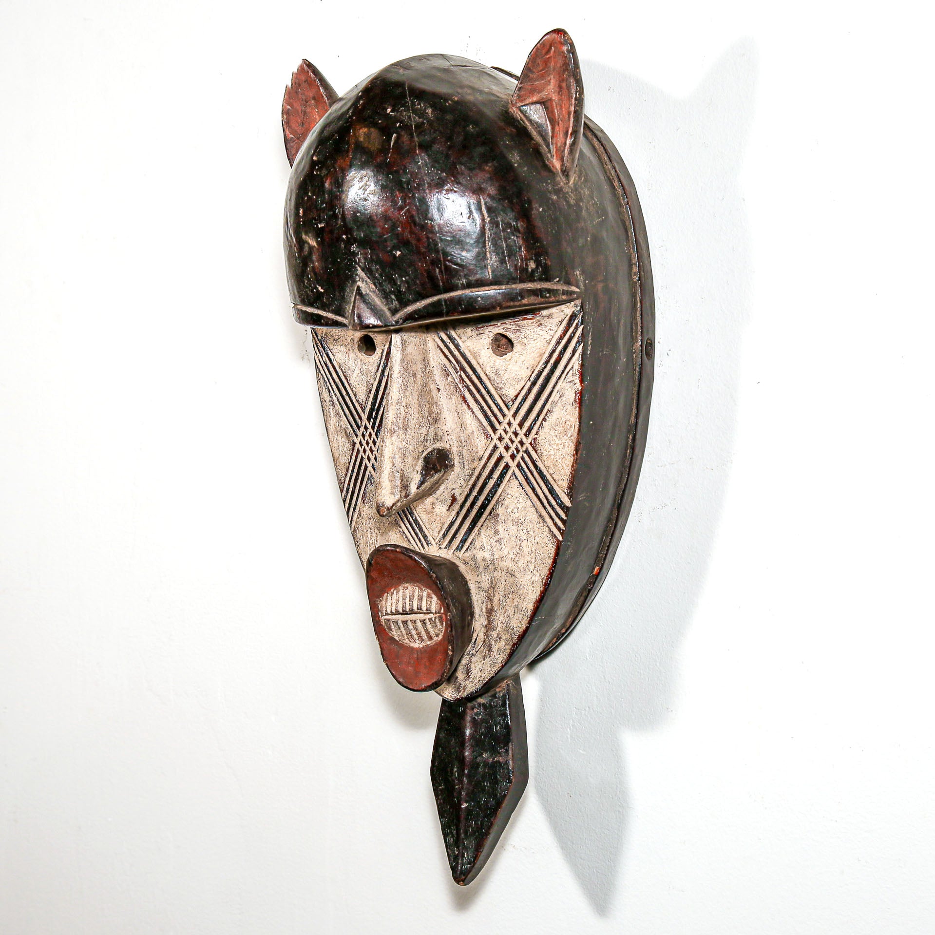 wood mask
