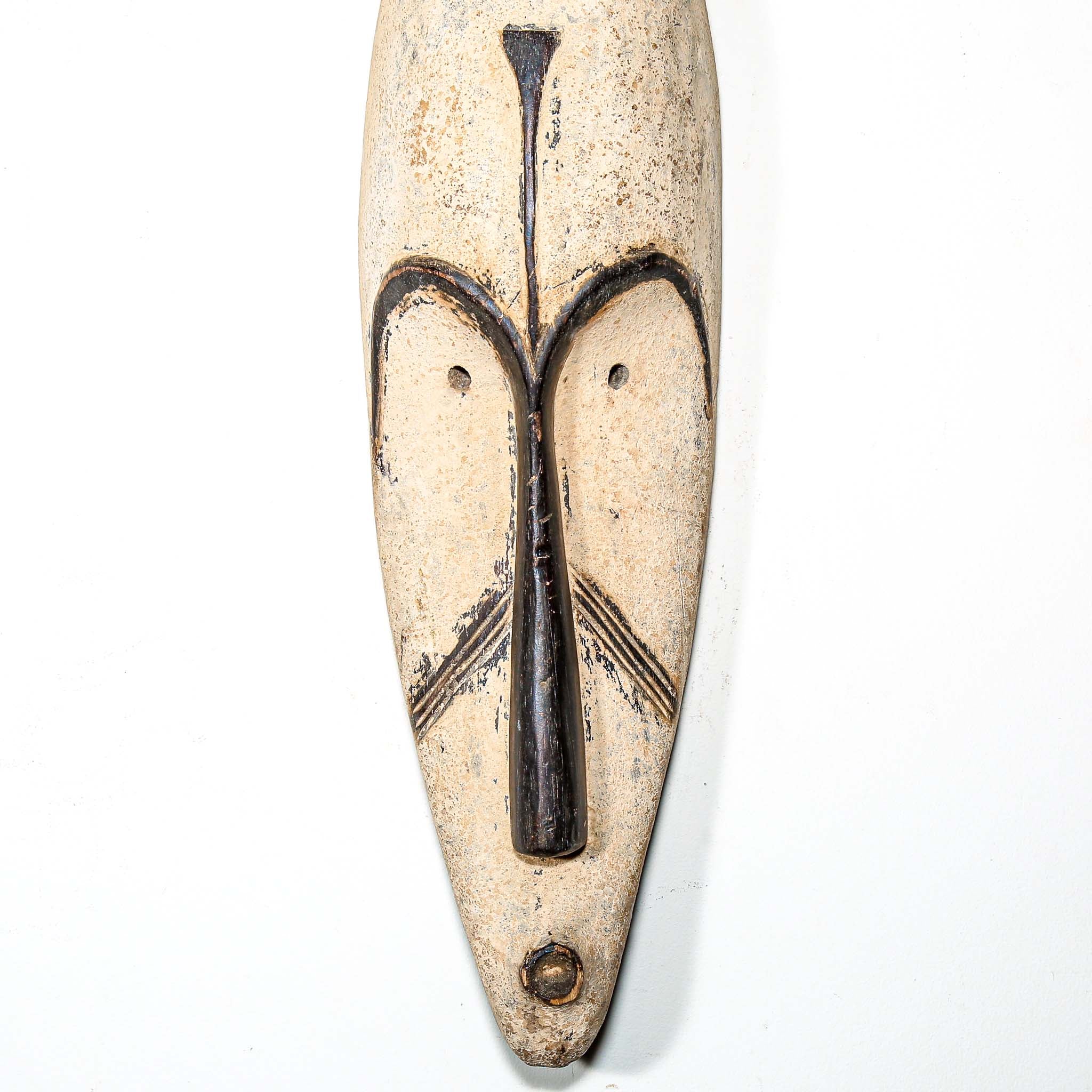 Wooden African vintage art for sale to display in the home