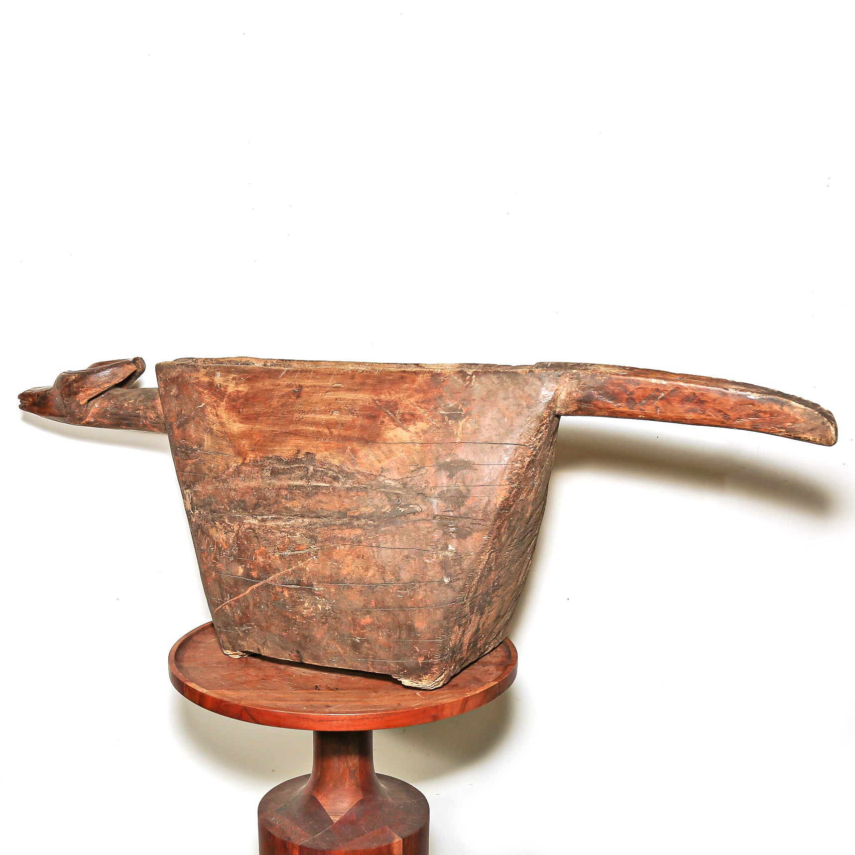 Historic Yangere musical instrument with zoomorphic design