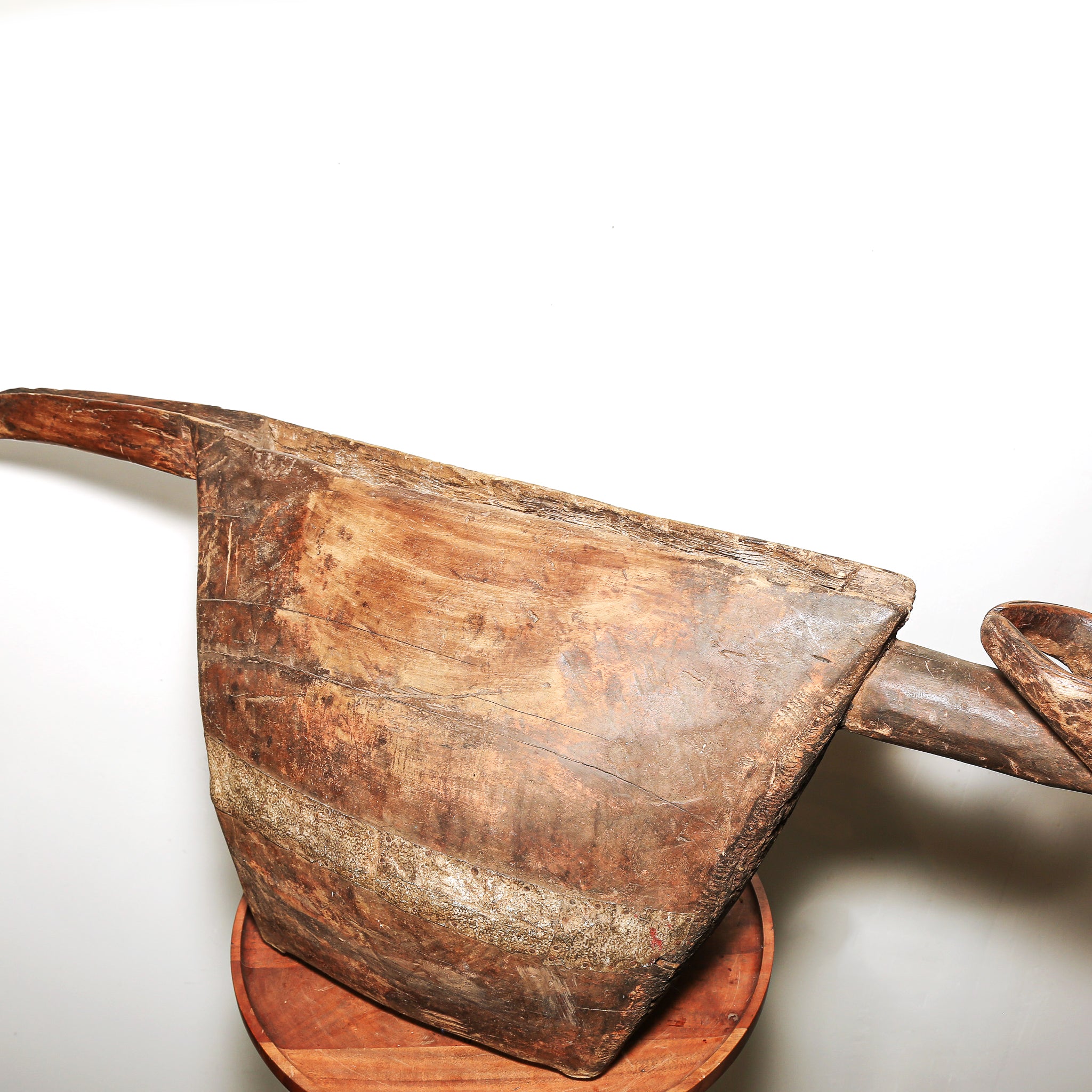 Large Yangere slit gong with carved antelope features