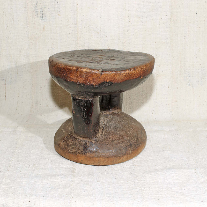 side view Stool or table from Zimbabwe