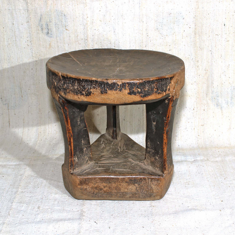 Stool with high evidence of age