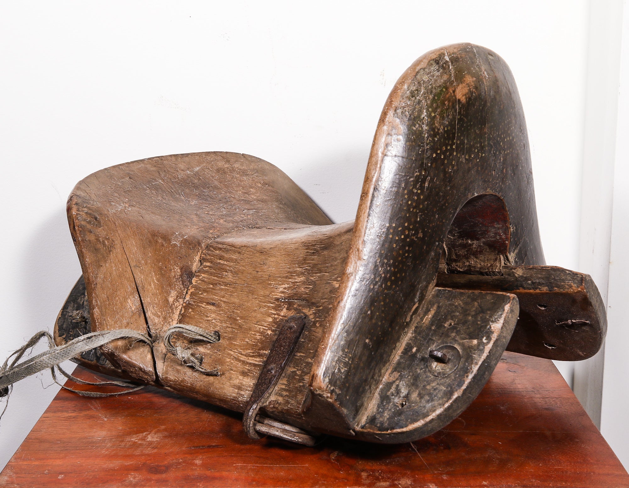 Wooden Horse Saddle India China