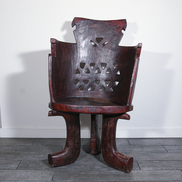 Wood throne from Africa for sale